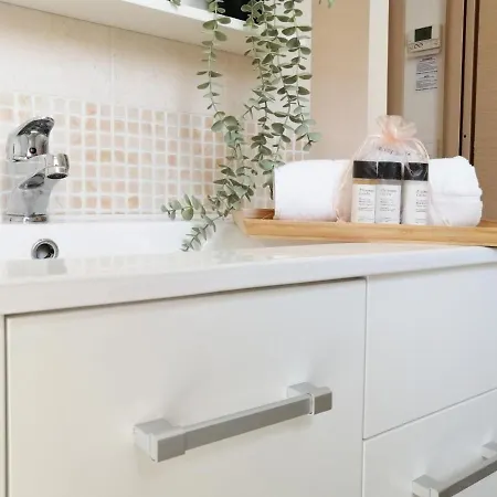 Апартаменты Holihome_nina - Meraviglioso, 50m Dal Mare Торторето